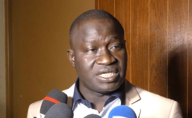 Saourou Sène : "Il n’y a que les enseignants qui doivent attendre à chaque fois le paiement de leurs missions Saourou Sène : "Il n’y a que les enseignants qui doivent attendre à chaque fois le paiement de leurs missions