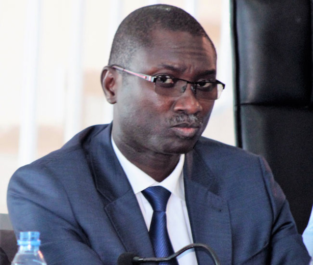 Ismaël Madior Fall : un Constitutionnaliste qui ignore la loi n°2016-23 relative au Conseil Constitutionnel Ismaël Madior Fall : un Constitutionnaliste qui ignore la loi n°2016-23 relative au Conseil Constitutionnel