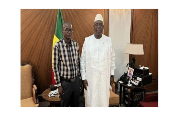 Yéwwi Askan Wi lance une pétition «contre la perversion de la fonction présidentielle» Yéwwi Askan Wi lance une pétition «contre la perversion de la fonction présidentielle»