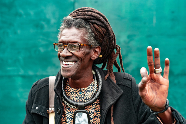 Cheikh Lo sort un nouvel album Cheikh Lo sort un nouvel album