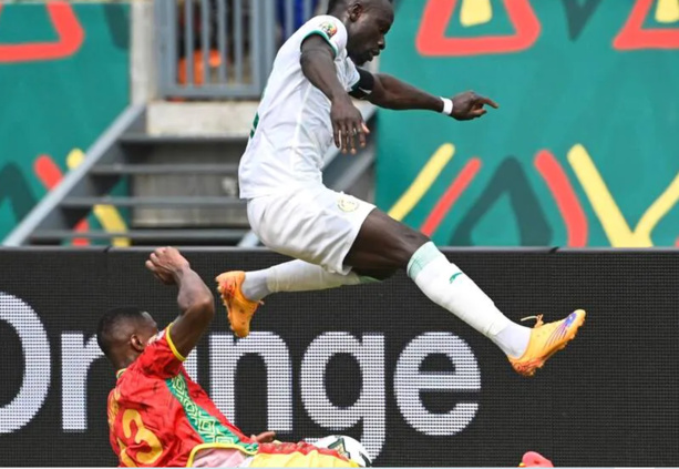 Premier du groupe B : La VAR sauve de justesse le Sénégal Premier du groupe B : La VAR sauve de justesse le Sénégal