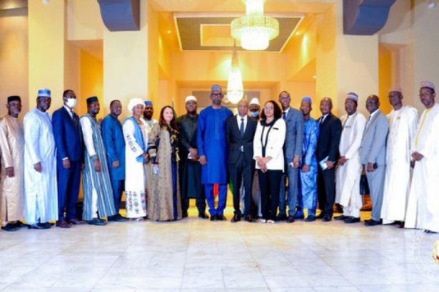 La délégation malienne en visite en Guinée, janvier 2022. La délégation malienne en visite en Guinée, janvier 2022.