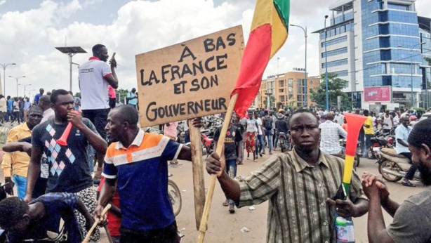 Sanction contre le Mali : Une manifestation de soutien prévue ce vendredi à Dakar Sanction contre le Mali : Une manifestation de soutien prévue ce vendredi à Dakar