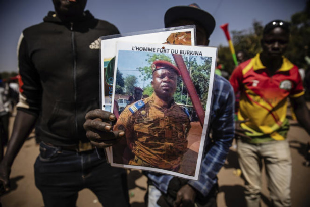 Après le coup d'État, la Cédéao suspend le Burkina Faso de ses instances