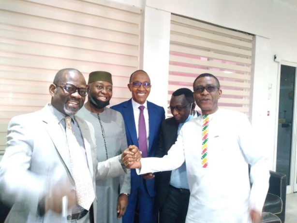 Accueil des Lions : L'opposition répond à l'appel de Macky Sall Accueil des Lions : L'opposition répond à l'appel de Macky Sall