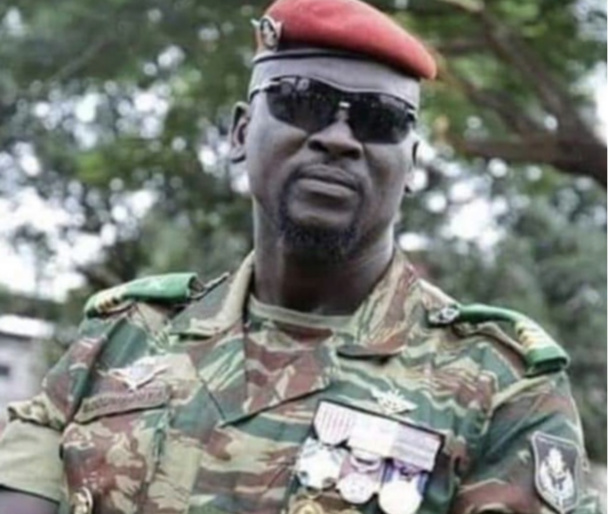 Guinée : le chef de la junte militaire opte pour une transition de "39 mois" et déçoit la Cédéao