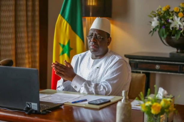 Macky Sall : "Les réseaux sociaux constituent une peste mondiale. On va y mettre un terme d’une façon ou d’une autre" Macky Sall : "Les réseaux sociaux constituent une peste mondiale. On va y mettre un terme d’une façon ou d’une autre"