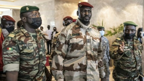 Guinée: première journée du dialogue politique entre gouvernement, opposition et société civile Guinée: première journée du dialogue politique entre gouvernement, opposition et société civile