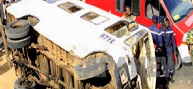 AUTOROUTE À PÉAGE :  Un "Ndiaga Ndiaye" se renverse, 27 blessés enregistrés dont 2 dans un état grave