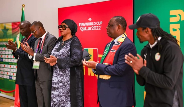 En image : La cérémonie de remise du drapeau national aux Lions En image : La cérémonie de remise du drapeau national aux Lions