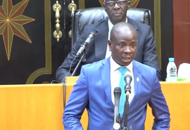 Yewwi dépose une motion de censure contre le gouvernement