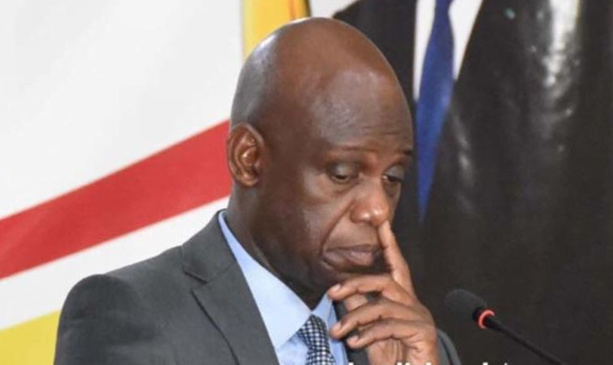 MANSOUR FAYE, LA SURCHARGE POUR MACKY MANSOUR FAYE, LA SURCHARGE POUR MACKY