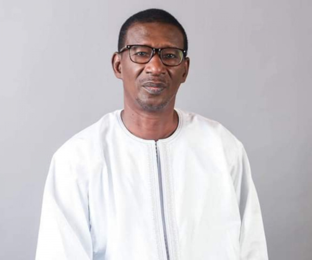 La rencontre avec le monde parallèle (Par Mary Teuw Niane) La rencontre avec le monde parallèle (Par Mary Teuw Niane)