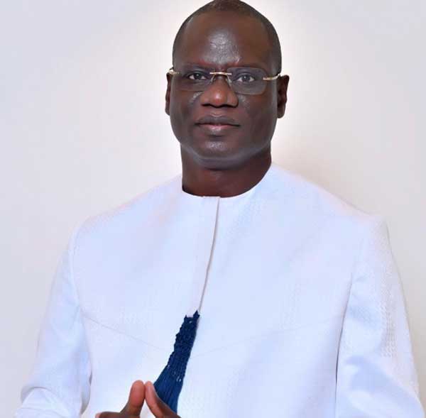 Dr Abdourahmane Diouf sur le 3e mandat : « Macky Sall fait des amalgames volontaires pour tromper les Sénégalais…