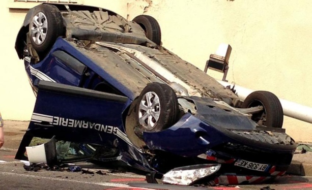 Tamba : Violent accident d'un véhicule de la gendarmerie nationale Tamba : Violent accident d'un véhicule de la gendarmerie nationale