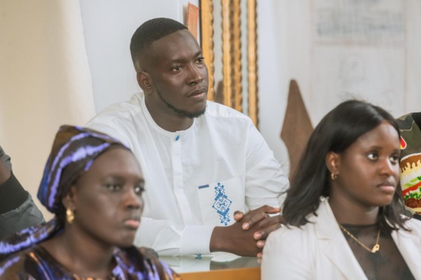 « Tatan Thi Ndaw Gni » : Khalifa Ababacar Sall liste les maux de la jeunesse et s’engage à apporter des solutions « Tatan Thi Ndaw Gni » : Khalifa Ababacar Sall liste les maux de la jeunesse et s’engage à apporter des solutions