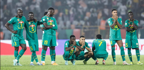 Le Sénégal éliminé aux tirs au but : la malédiction du champion frappe encore