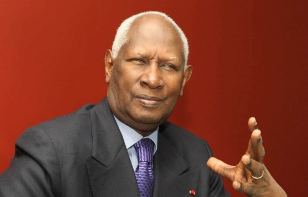 Tensions politiques au Sénégal : induit en erreur, Abdou Diouf reprécise sa pensée Tensions politiques au Sénégal : induit en erreur, Abdou Diouf reprécise sa pensée