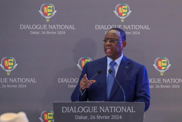 Recommandation du dialogue nationale : Macky Sall va saisir le Conseil Constitutionnel Recommandation du dialogue nationale : Macky Sall va saisir le Conseil Constitutionnel
