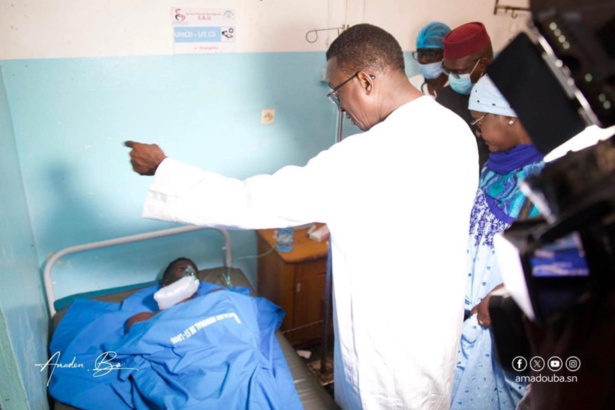 Chavirement d'une pirogue à Saint-Louis : Amadou Ba au chevet des rescapés Chavirement d'une pirogue à Saint-Louis : Amadou Ba au chevet des rescapés