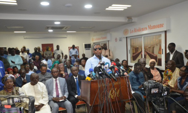 FRONT DE RESISTANCE : la société civile et l'opposition mettent en place le front «Fippu» FRONT DE RESISTANCE : la société civile et l'opposition mettent en place le front «Fippu»