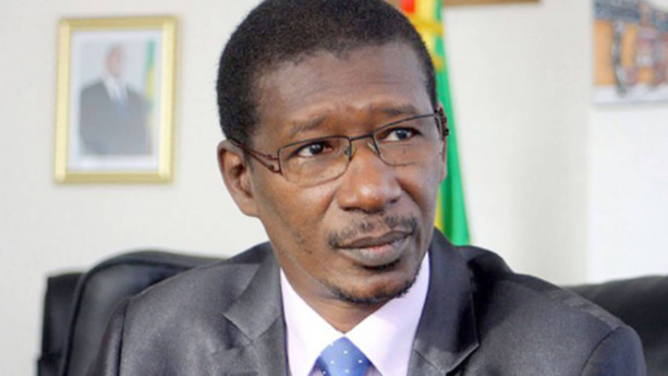 Face à la panique de la vieille classe politique, le peuple jubile (Par le Prof Mary Teuw NIANE) Face à la panique de la vieille classe politique, le peuple jubile (Par le Prof Mary Teuw NIANE)