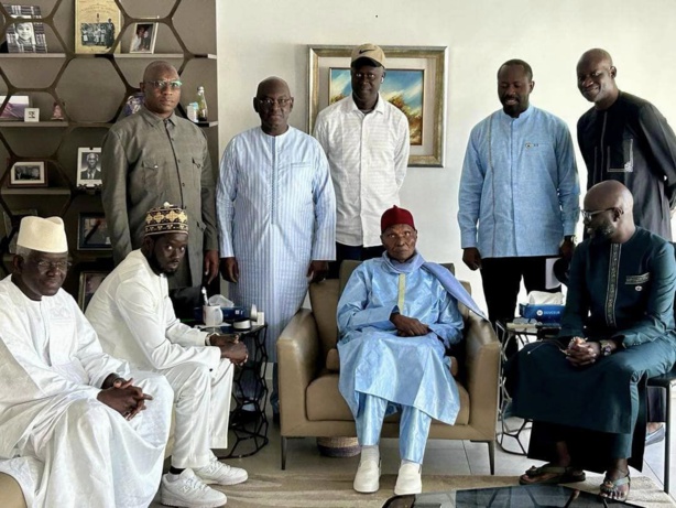 Diomaye Faye : "Le Président Wade m’a gratifié de beaucoup de recommandations et conseils ...' Diomaye Faye : "Le Président Wade m’a gratifié de beaucoup de recommandations et conseils ...'