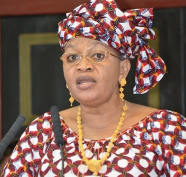 Aida Mbodj avertit les transhumants : «il faut une opposition qui s’oppose et un pouvoir qui gouverne» Aida Mbodj avertit les transhumants : «il faut une opposition qui s’oppose et un pouvoir qui gouverne»