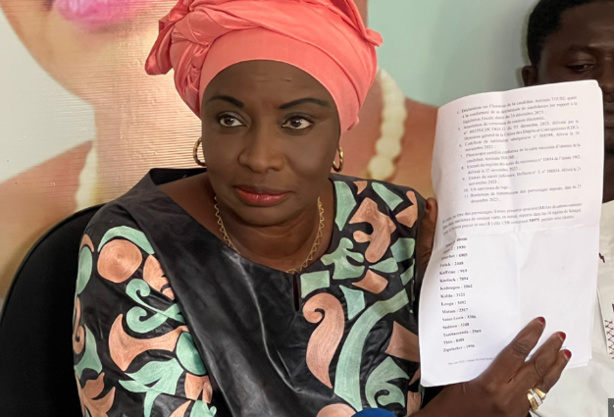 «Epinglée» par un rapport de l’IGE : Aminata Touré dément et solde ses comptes «Epinglée» par un rapport de l’IGE : Aminata Touré dément et solde ses comptes