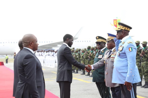 Visite officielle : Arrivée du Président Diomaye Faye à Abidjan