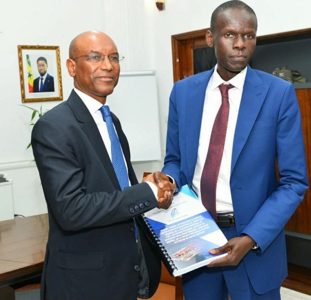 Mountaga Sy : «Pendant 11 ans, j’ai toujours rendu une copie propre» Mountaga Sy : «Pendant 11 ans, j’ai toujours rendu une copie propre»