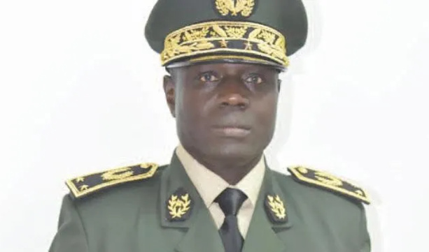Armée de terre : Le général Maguette Ndiaye nommé chef d'Etat Major Armée de terre : Le général Maguette Ndiaye nommé chef d'Etat Major
