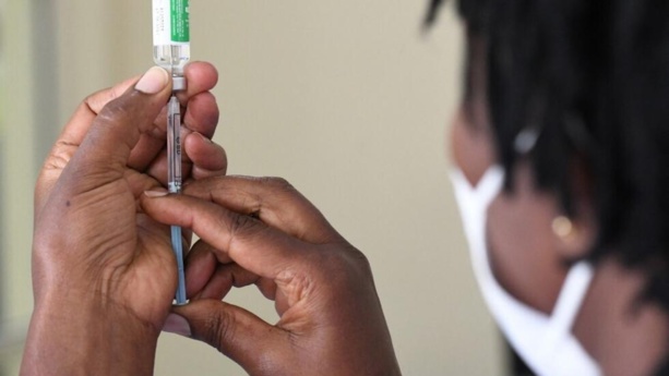 Le Forum de Paris veut accélérer la fabrication de vaccins en Afrique (organisateurs) Le Forum de Paris veut accélérer la fabrication de vaccins en Afrique (organisateurs)