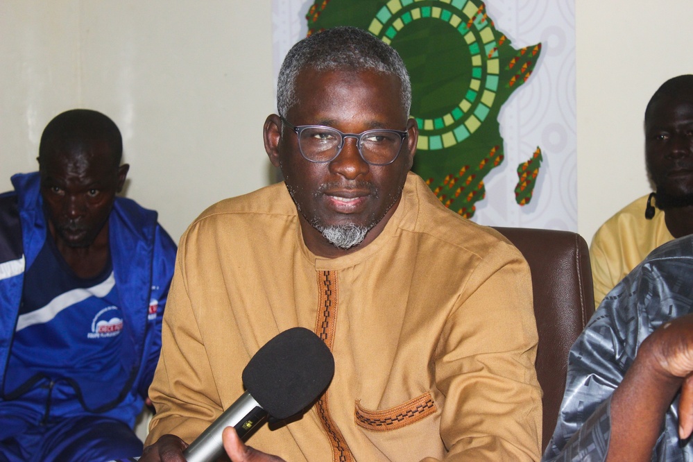 Elimane Kane: "On ne peut pas appeler à la vengeance verbale, et prétendre incarner un État de droit" Elimane Kane: "On ne peut pas appeler à la vengeance verbale, et prétendre incarner un État de droit"