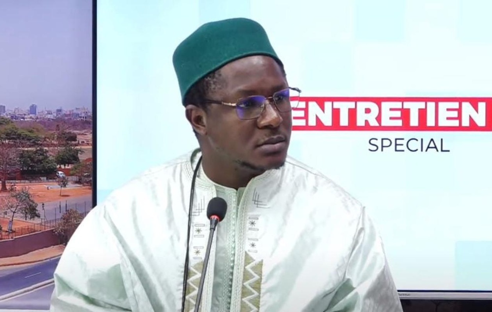 Supposé détenteur d’un véhicule volé : Ce que l’on sait sur l’affaire du député Cheikh Bara Ndiaye Supposé détenteur d’un véhicule volé : Ce que l’on sait sur l’affaire du député Cheikh Bara Ndiaye