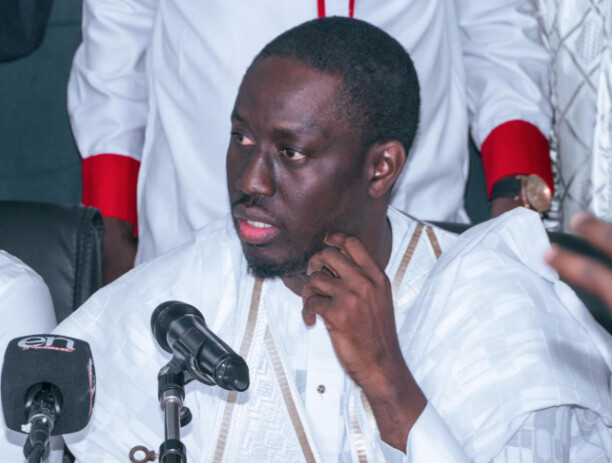 Empêcher la vérité d’embarquer, financer le vacarme (Par Karl le Berlinois)