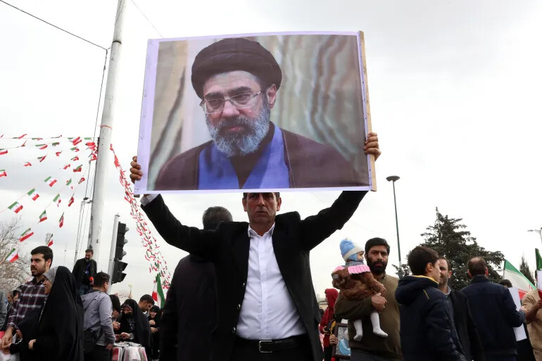 Mojtaba Khamenei, l’héritier de l’ombre au sommet de la théocratie iranienne