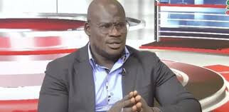 Affaire « Pape Cheikh Diallo » : Le chroniqueur Kader Dia et un journaliste de Kéwoulo interpellés