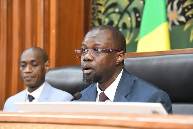 ​Incidents à l'Assemblée : Ousmane Sonko tance sévèrement ses propres députés après le chaos dans l'hémicycle