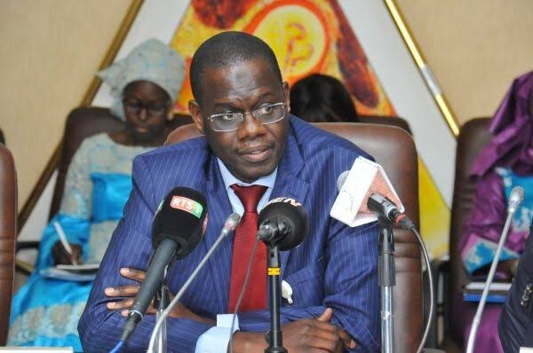 DPG : Le Premier ministre Ahmadou Al Aminou Mohamed Lo face à l'Assemblée nationale le 1er septembree ​Le Premier ministre Al Aminou Lô réplique à Ousmane Sonko et rejette le « monopole du patriotisme »