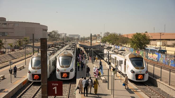 Le TER dessert désormais l'Aéroport de Diass (AIBD), franchissant une étape majeure dans la mobilité nationale