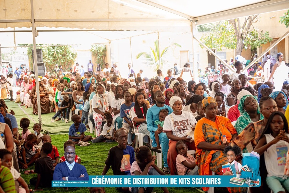 Mbour, Sénégal – Une rentrée scolaire placée sous le signe de la solidarité et du souvenir. Mbour, Sénégal – Une rentrée scolaire placée sous le signe de la solidarité et du souvenir.