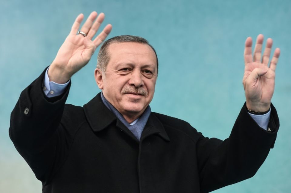 Crise diplomatique : les Pays Bas punissent Erdogan