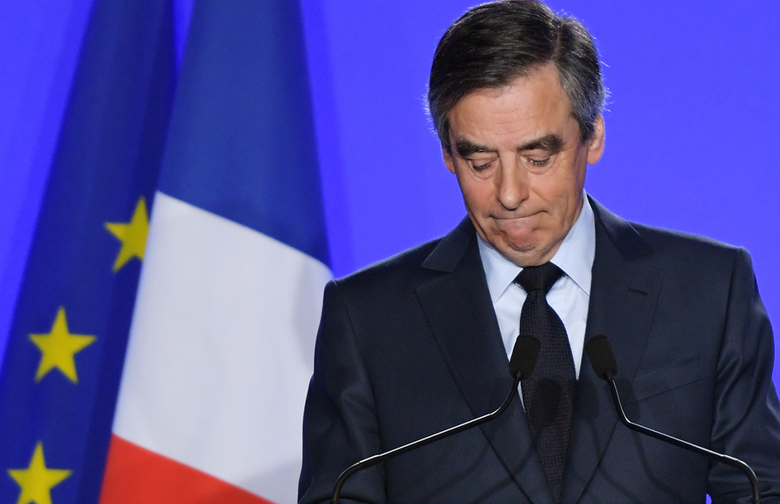 AFFAIRE DES EMPLOIS FICTIFS : Fillon mis en examen pour détournement de fonds publics