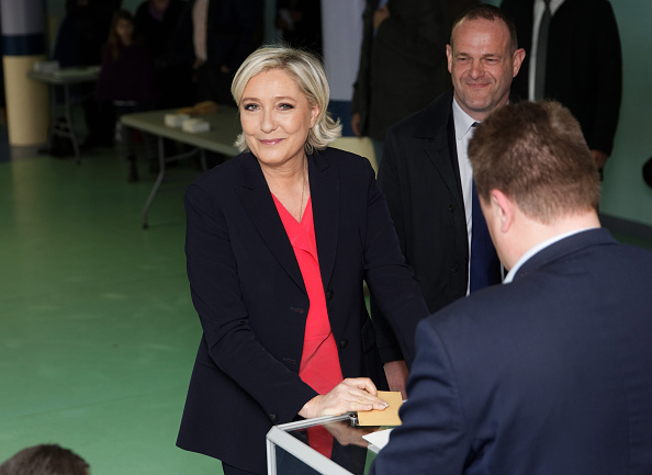 Une dizaine de médias "interdits" de soirée électorale du FN