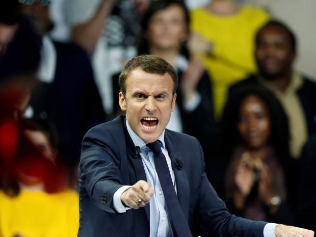 Macron porte plainte contre un photographe pour ''harcèlement''