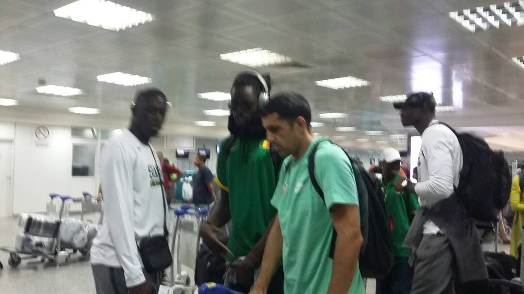 Les images du départ des lions à l'aéroport de Tunis-Carthage