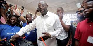 Liberia : George Weah et Joseph Boakai s’affronteront au second tour de la présidentielle