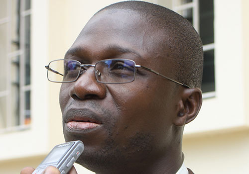 Yankhoba Seydi : " M. le Premier ministre, où étiez-vous quand ton patron charbonnier avait forcé un bureau pour voter sans sa carte d'identité ? "