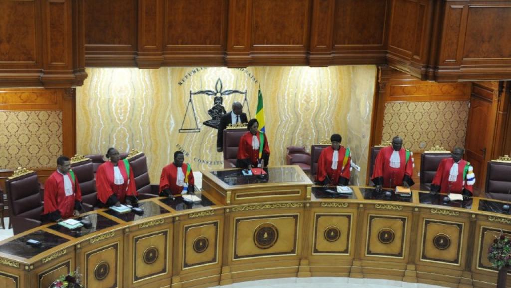Gabon: la Cour constitutionnelle dissout l'Assemblée, sanctionne le gouvernement